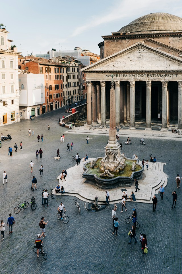 Pantheon, Rome (by Gabriella)
