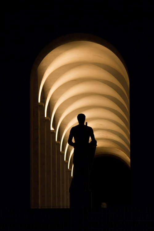 fabforgottennobility:
Il Colosseo Quadrato by…
