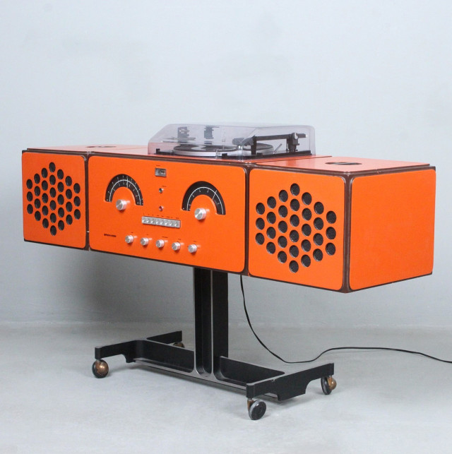 Brionvega Radiofonografo RR226 FO-ST Arancio (Italy, 1965)