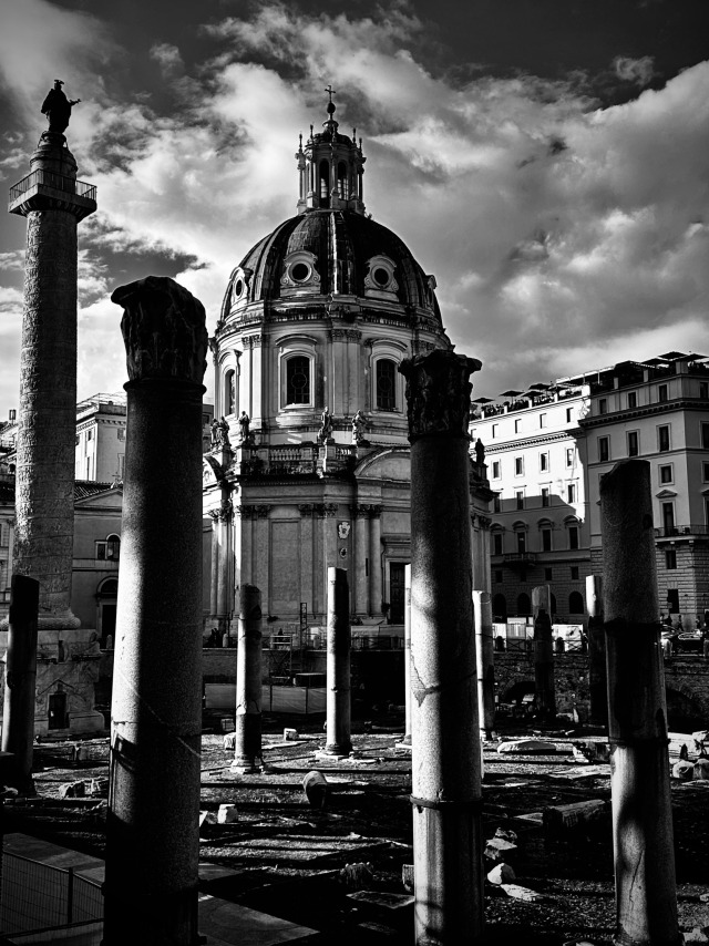 The Ruins of Rome, Monti