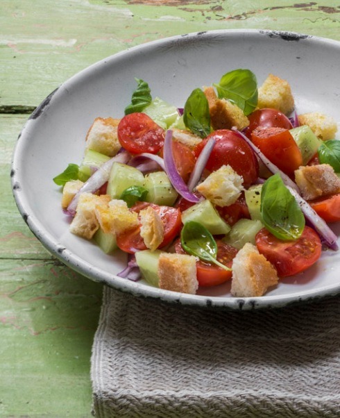 the-italian-food:

La panzanella toscana
