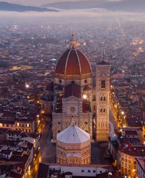 miss-bazaar:Florence, Italy