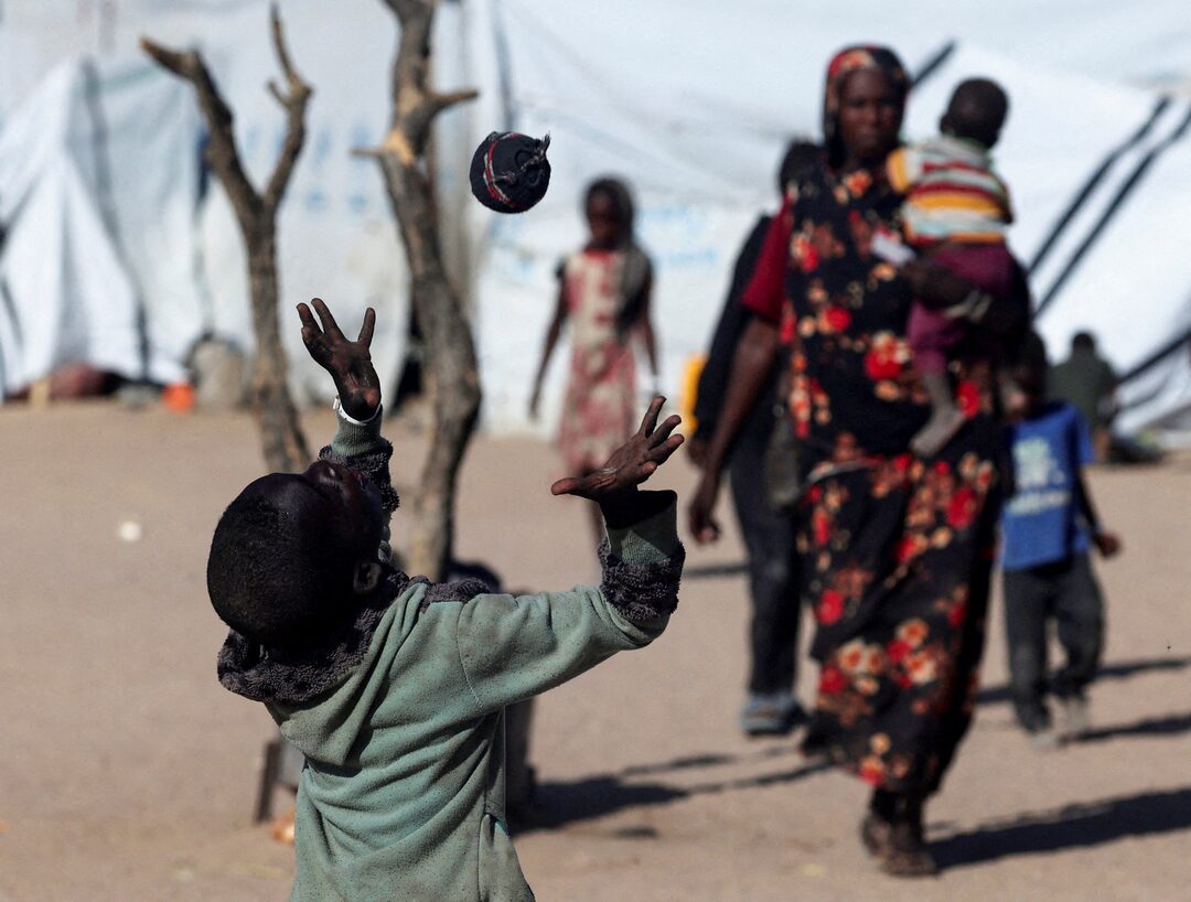 Intrigo sudanese: guerra all’ultimo sangue e alleanze incestuose che infiammano Egitto, Emirati e Libia