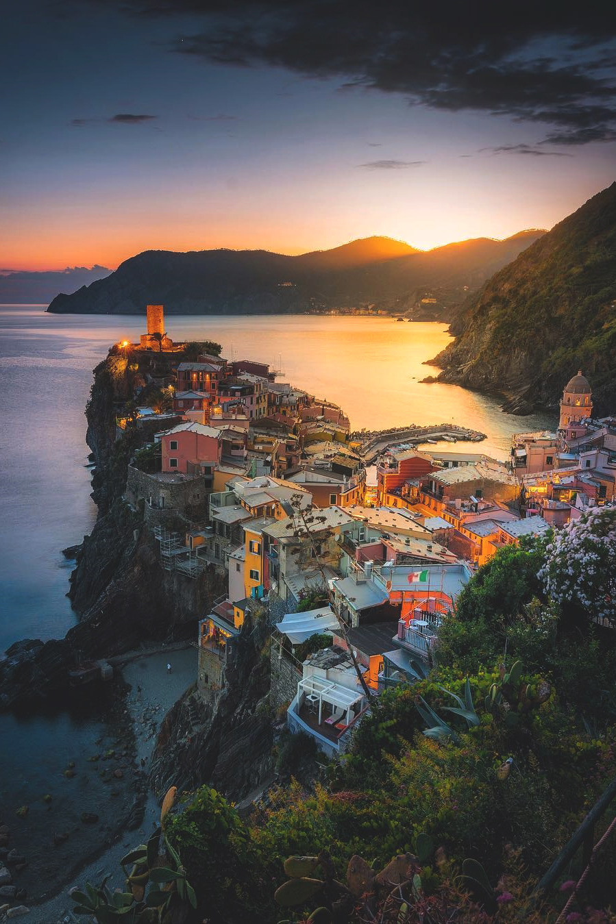 lsleofskye:
Cinque Terre | lifewithelliott
Location: Vernazza,…