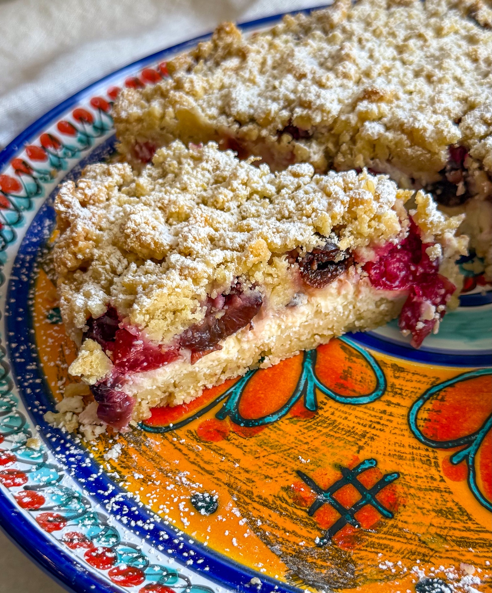 Sbriciolata con Ricotta e Ciliegie