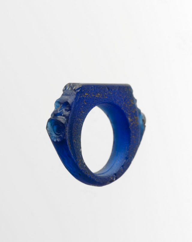 Roman glass ring with a theater mask