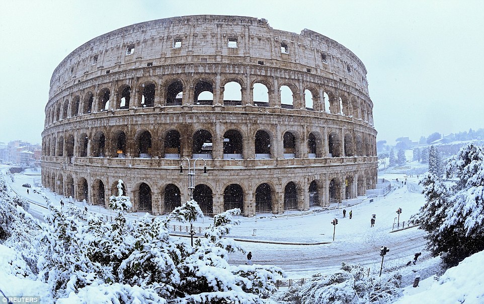 fafana20:Snowy Rome (February 26, 2018) | (Source)